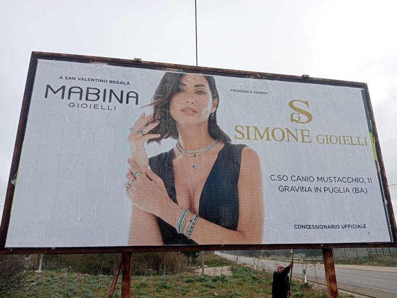 Pubblicità su grandi formati