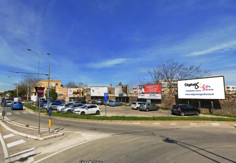 Via Aldo Moro angolo Via Alberobello – Monopoli